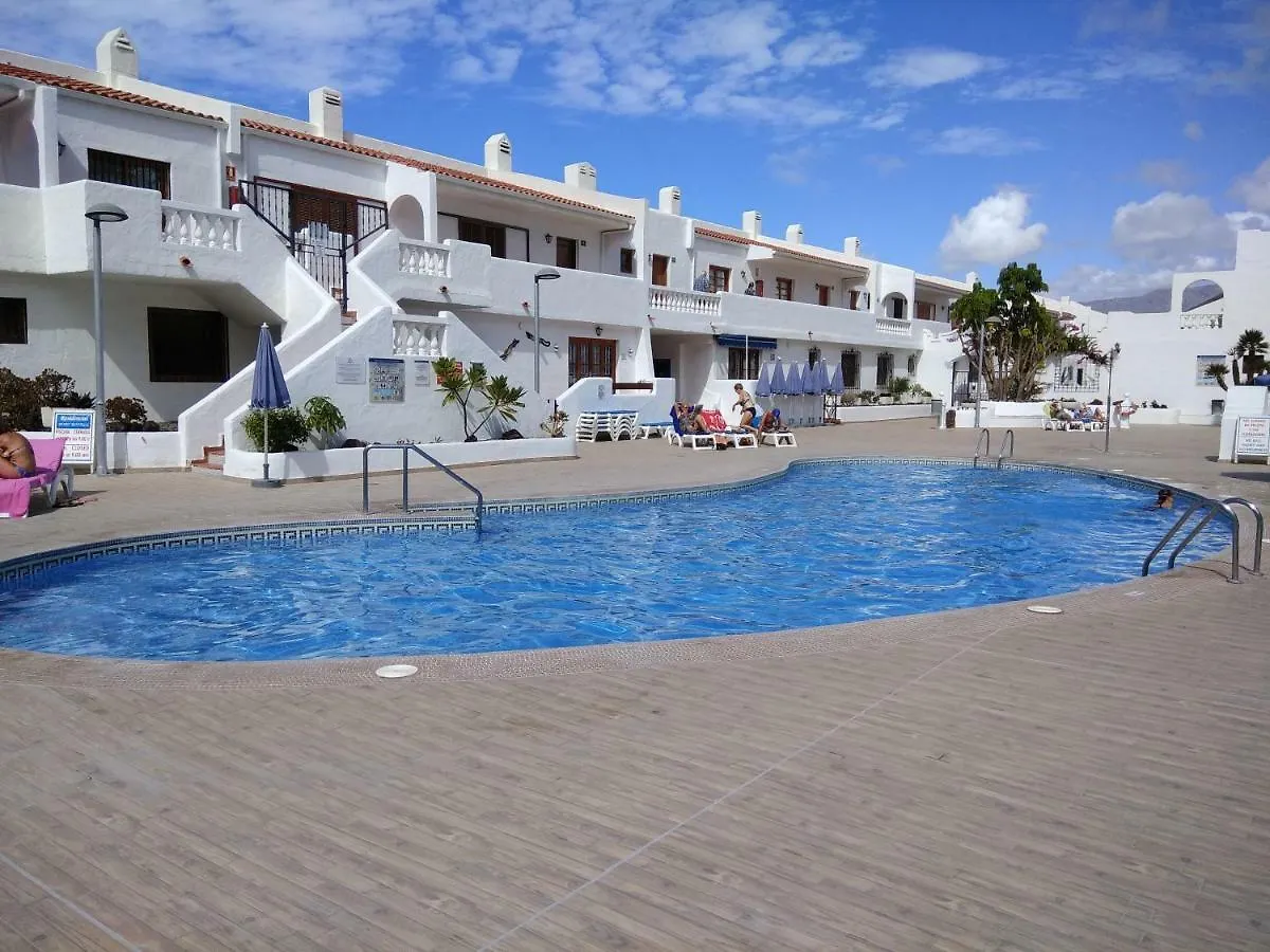 Los Cristianos Studio, Modern, Spacious, Pool,Wifi Arona  0*, Arona (Tenerife)
